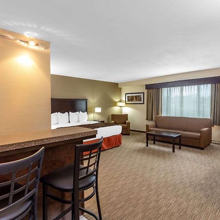 Americinn By Wyndham Janesville Εξωτερικό φωτογραφία